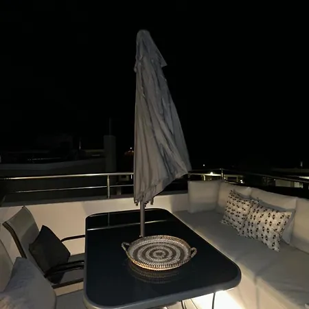 Marilena Mare Seaside & Jacuzzi House 50meters From Sea