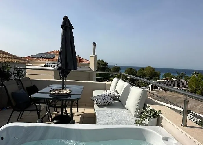 Marilena Mare Seaside & Jacuzzi House 50meters From Sea Willa *