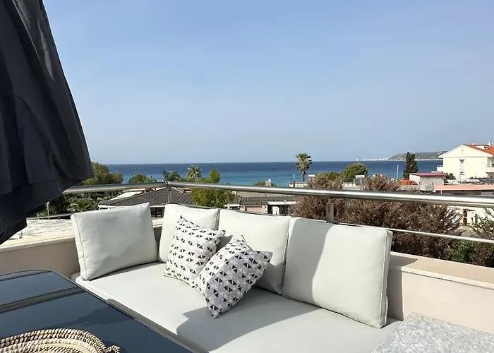 Marilena Mare Seaside & Jacuzzi House 50meters From Sea Ialysos (Rhodes)