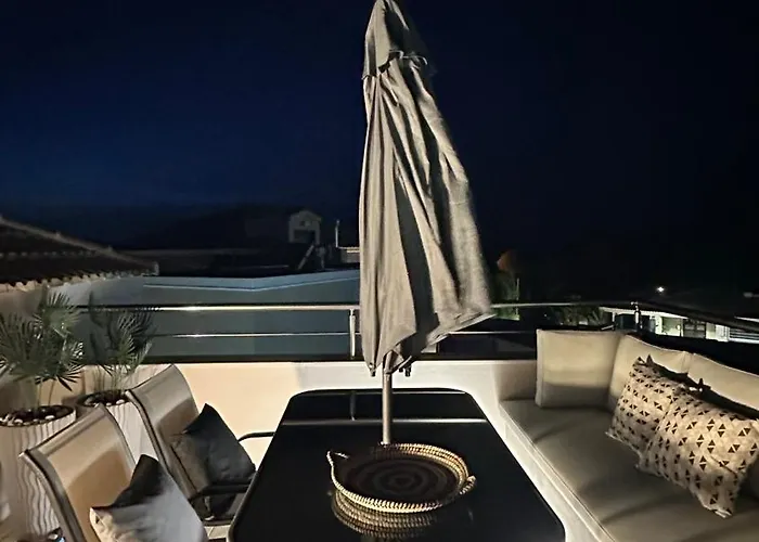 Marilena Mare Seaside & Jacuzzi House 50meters From Sea Villa