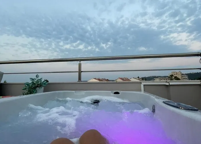 Villa Marilena Mare Seaside & Jacuzzi House 50meters From Sea *