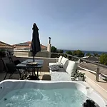 Marilena Mare Seaside & Jacuzzi House 50meters From Sea ヴィラ *