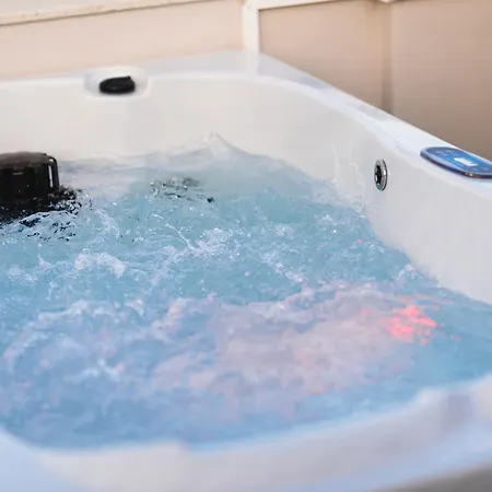 Marilena Mare Seaside & Jacuzzi House 50meters From Sea Ialysos (Rhodes)